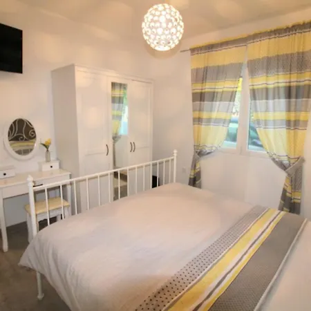 Castelnuova Soleil Villa *