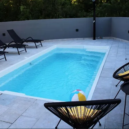 Castelnuova Soleil Villa *